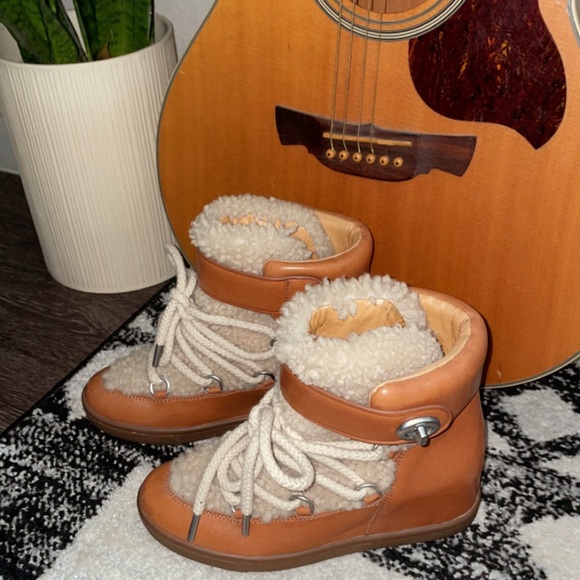🎠COACH MONROE SHEARLING WEDGE BOOTS - Picture 2 of 6